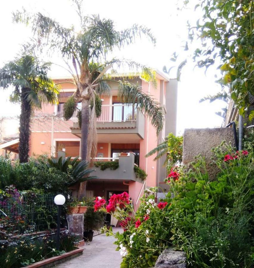 Ferienwohnung Route 114 Acireale Exterior foto