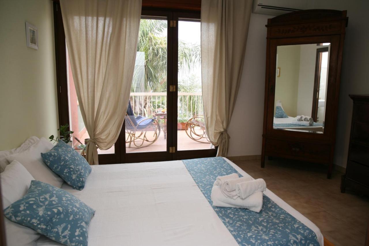 Ferienwohnung Route 114 Acireale Exterior foto